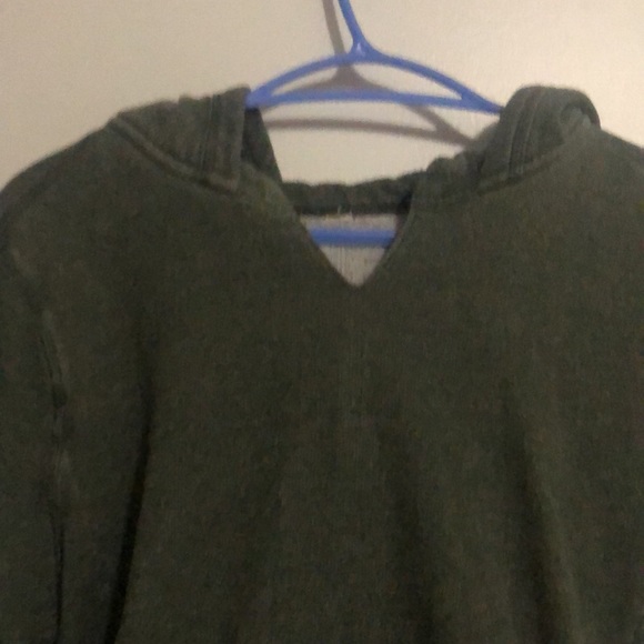 Dark green sleeveless hoodie - Picture 3 of 6